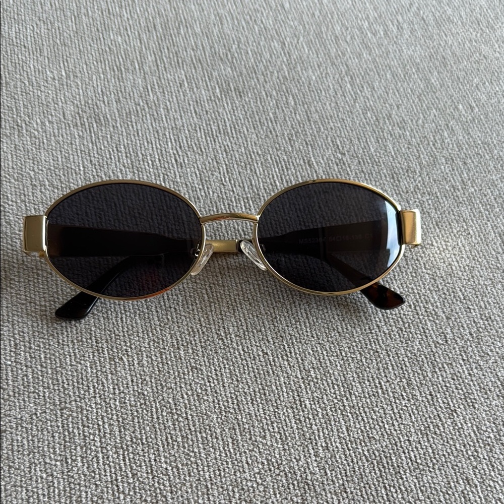 Gold Round Sunglasses